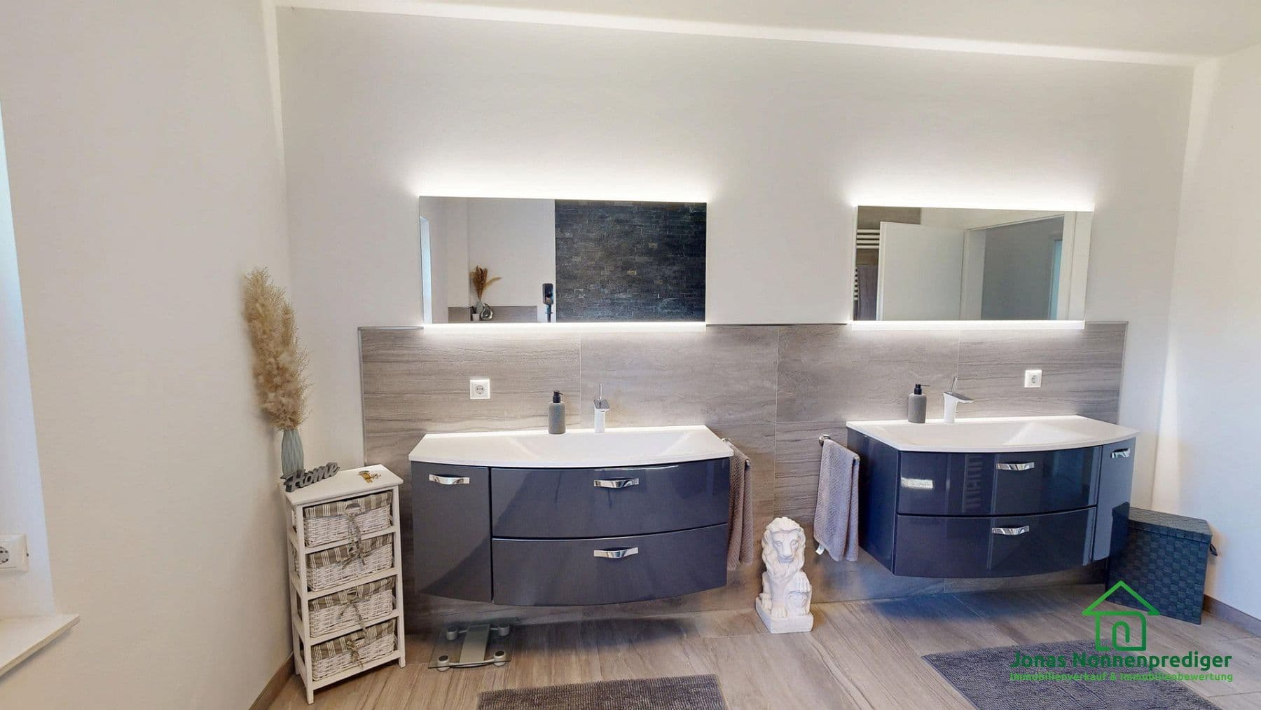 Predaj domu 190 m², pozemok 2.414 m², Fischerdamm 4, Cramonshagen, Meklenbursko-Predpomoransko Predaj domu 190 m², pozemok 2.414 m², Fischerdamm 4, Cramonshagen, Meklenbursko-Predpomoransko