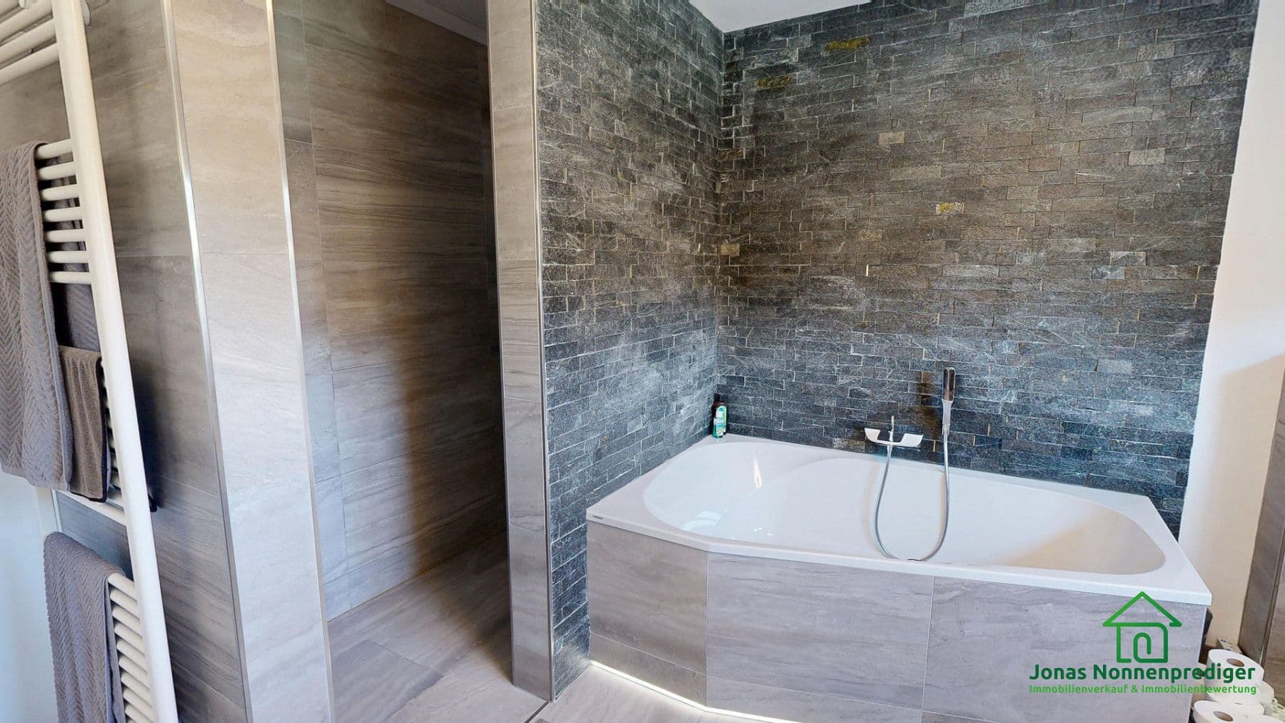 Predaj domu 190 m², pozemok 2.414 m², Fischerdamm 4, Cramonshagen, Meklenbursko-Predpomoransko Predaj domu 190 m², pozemok 2.414 m², Fischerdamm 4, Cramonshagen, Meklenbursko-Predpomoransko