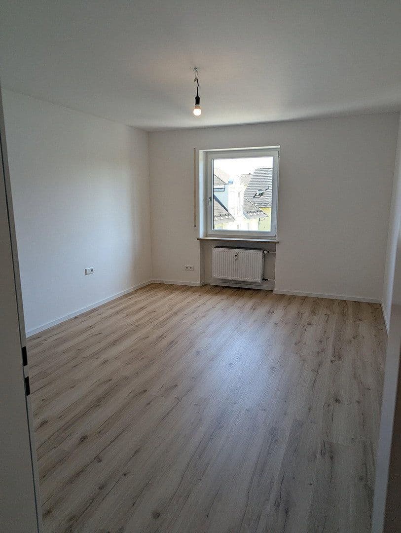 Prenájom bytu 3-izbový 87 m², Hauptstraße 61, Olching, Bavorsko Prenájom bytu 3-izbový 87 m², Hauptstraße 61, Olching, Bavorsko