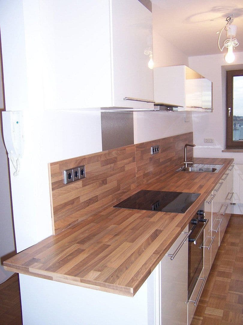 Prenájom bytu 3-izbový 84 m², Ferdinand-Lassalle-Str. 11, Leipzig, Sasko Prenájom bytu 3-izbový 84 m², Ferdinand-Lassalle-Str. 11, Leipzig, Sasko