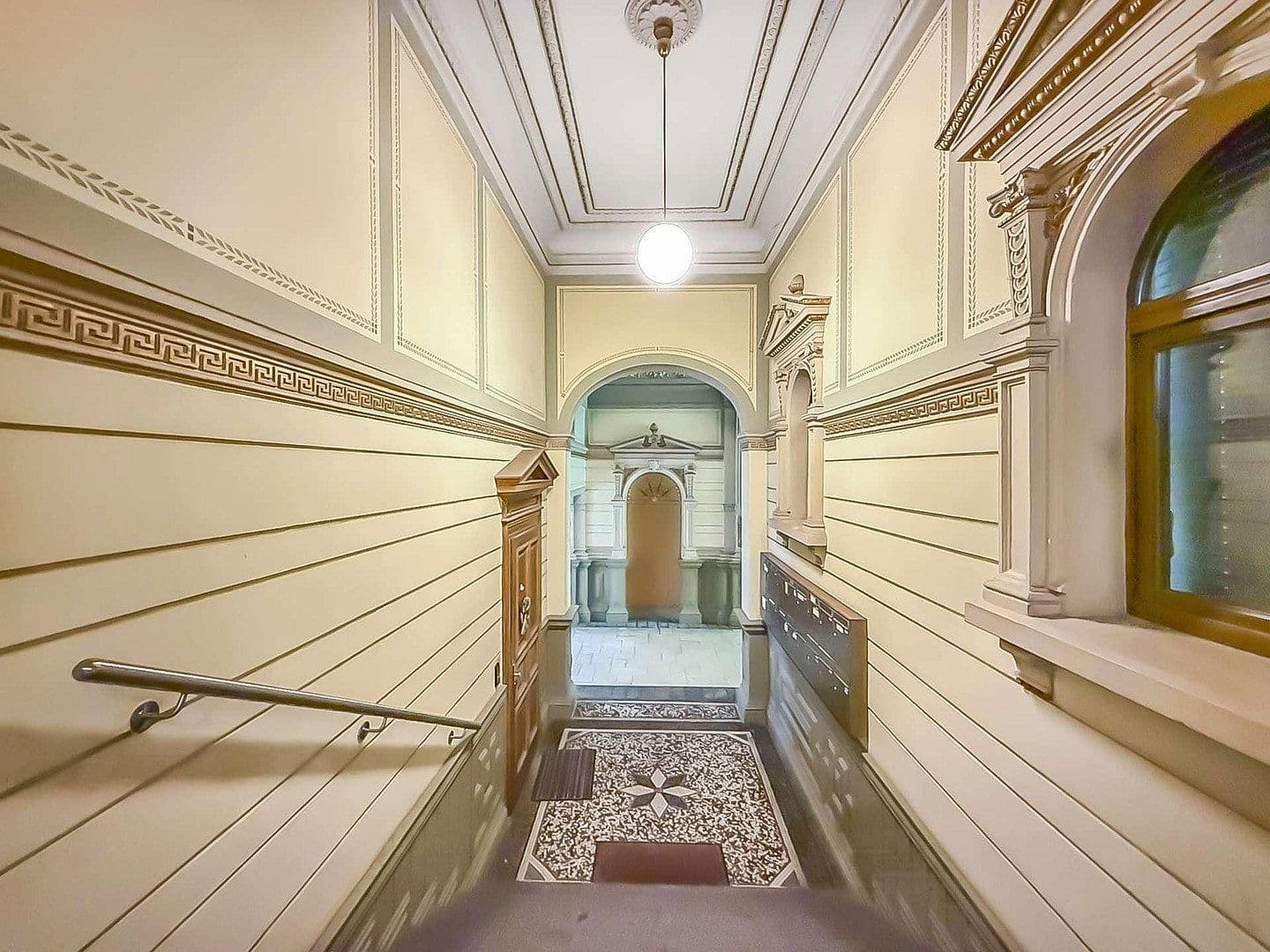 Prenájom bytu 3-izbový 84 m², Ferdinand-Lassalle-Str. 11, Leipzig, Sasko Prenájom bytu 3-izbový 84 m², Ferdinand-Lassalle-Str. 11, Leipzig, Sasko