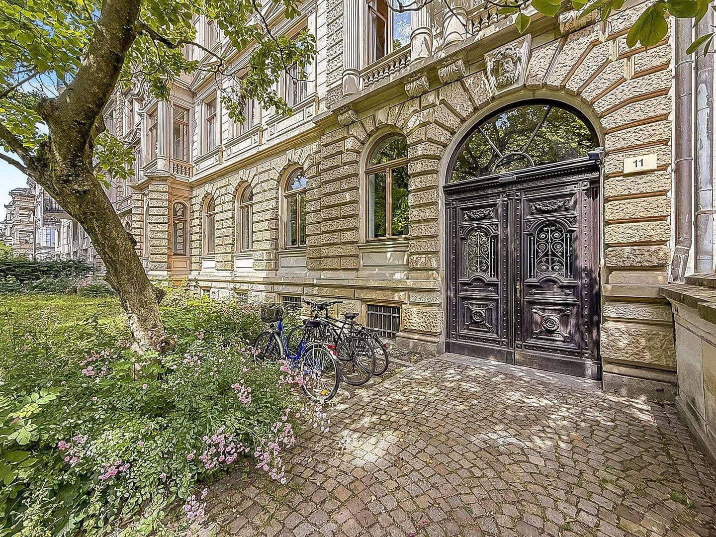 Prenájom bytu 3-izbový 84 m², Ferdinand-Lassalle-Str. 11, Leipzig, Sasko Prenájom bytu 3-izbový 84 m², Ferdinand-Lassalle-Str. 11, Leipzig, Sasko