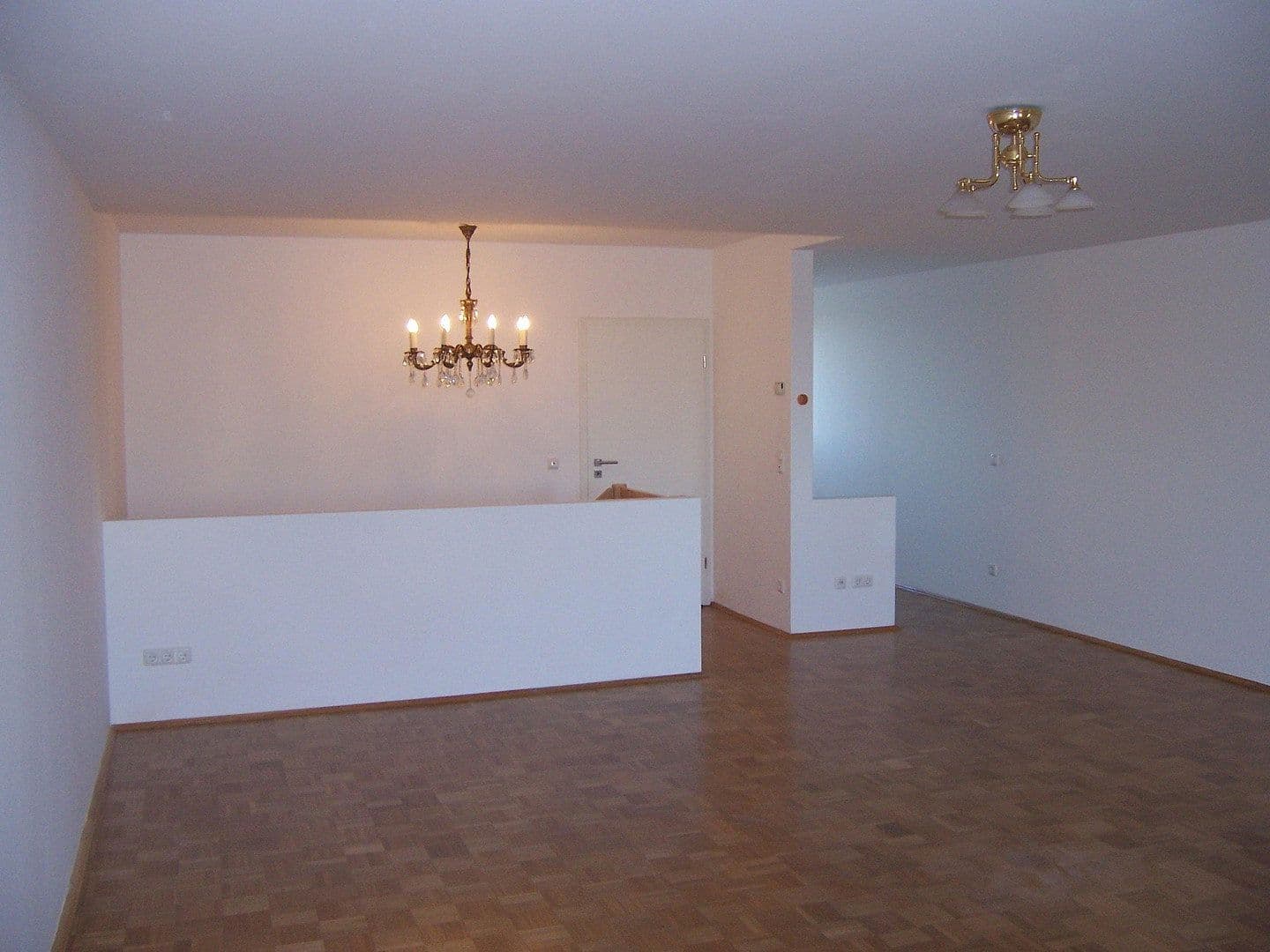 Prenájom bytu 3-izbový 84 m², Ferdinand-Lassalle-Str. 11, Leipzig, Sasko Prenájom bytu 3-izbový 84 m², Ferdinand-Lassalle-Str. 11, Leipzig, Sasko