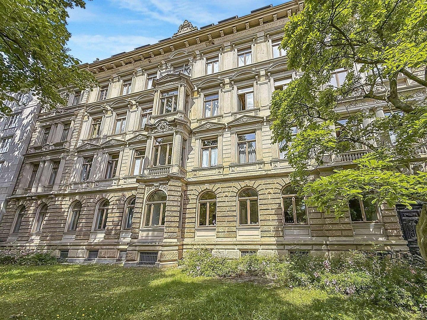 Prenájom bytu 3-izbový 84 m², Ferdinand-Lassalle-Str. 11, Leipzig, Sasko Prenájom bytu 3-izbový 84 m², Ferdinand-Lassalle-Str. 11, Leipzig, Sasko