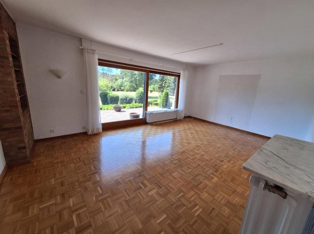 Predaj domu 204 m², pozemok 3.250 m², Diepholz, Dolné Sasko Predaj domu 204 m², pozemok 3.250 m², Diepholz, Dolné Sasko