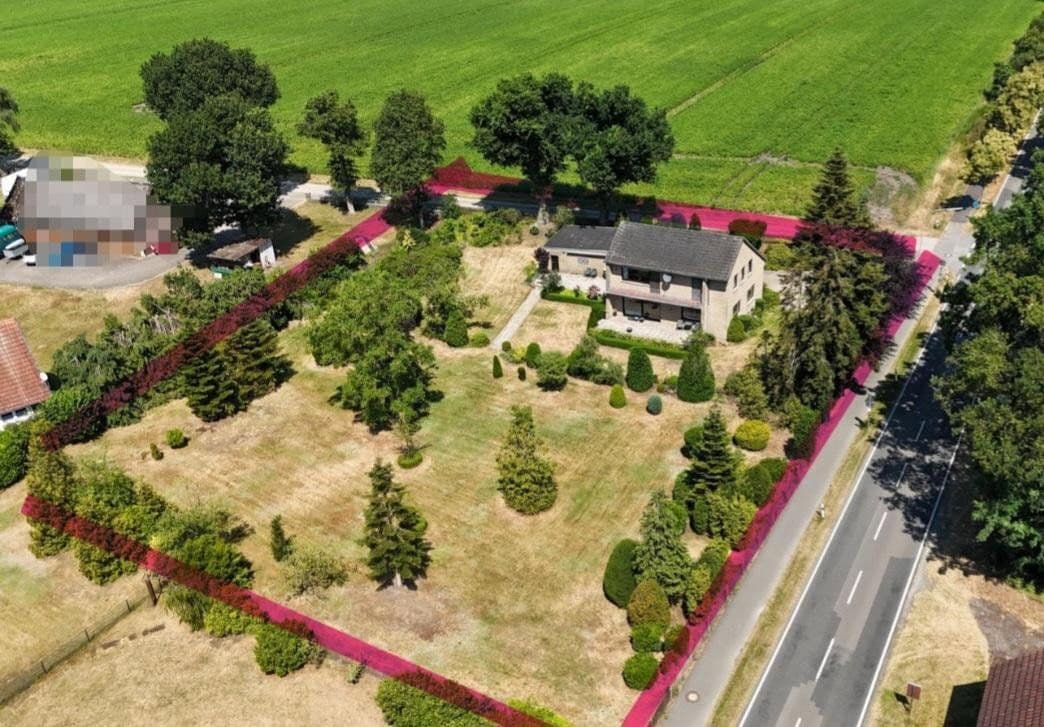 Predaj domu 204 m², pozemok 3.250 m², Diepholz, Dolné Sasko Predaj domu 204 m², pozemok 3.250 m², Diepholz, Dolné Sasko