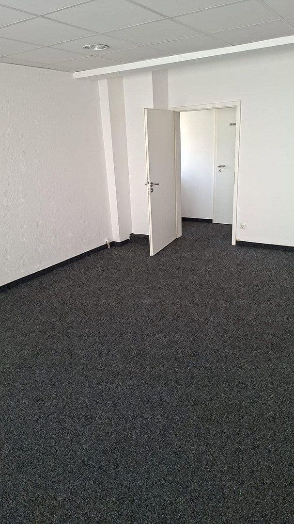 Prenájom nebytového priestoru 44 m², Bahnhofstr., Mörfelden-Walldorf, Hesensko Prenájom nebytového priestoru 44 m², Bahnhofstr., Mörfelden-Walldorf, Hesensko
