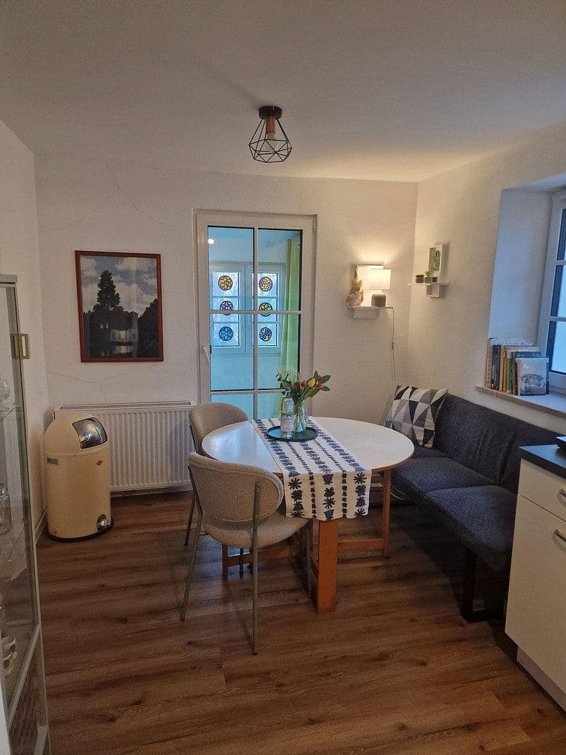 Prenájom bytu 2-izbový 60 m², Hofoldinger Straße 9, Sauerlach, Bavorsko Prenájom bytu 2-izbový 60 m², Hofoldinger Straße 9, Sauerlach, Bavorsko