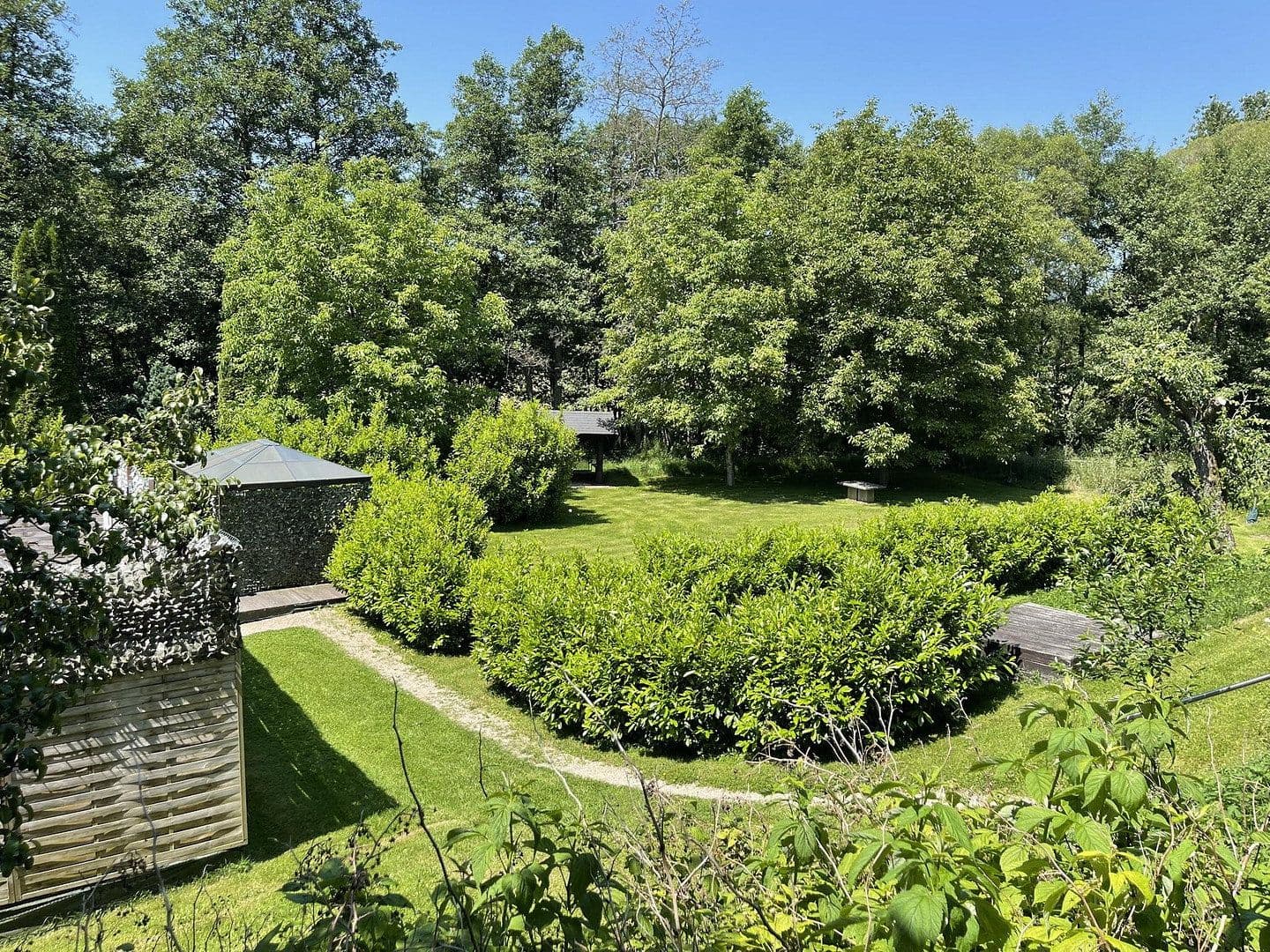 Predaj domu 160 m², pozemok 7.296 m², Gerolstein, Porýnie-Falcko Predaj domu 160 m², pozemok 7.296 m², Gerolstein, Porýnie-Falcko