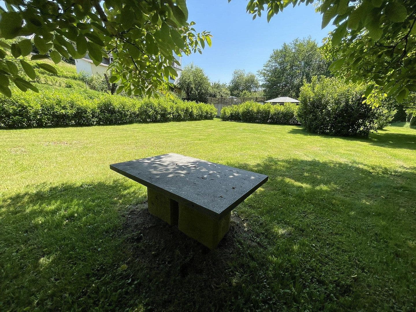 Predaj domu 160 m², pozemok 7.296 m², Gerolstein, Porýnie-Falcko Predaj domu 160 m², pozemok 7.296 m², Gerolstein, Porýnie-Falcko