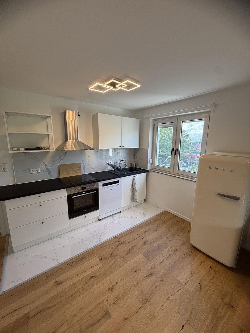 Predaj bytu 3-izbový 68 m², Stuttgart, Bádensko-Wurttembersko Predaj bytu 3-izbový 68 m², Stuttgart, Bádensko-Wurttembersko
