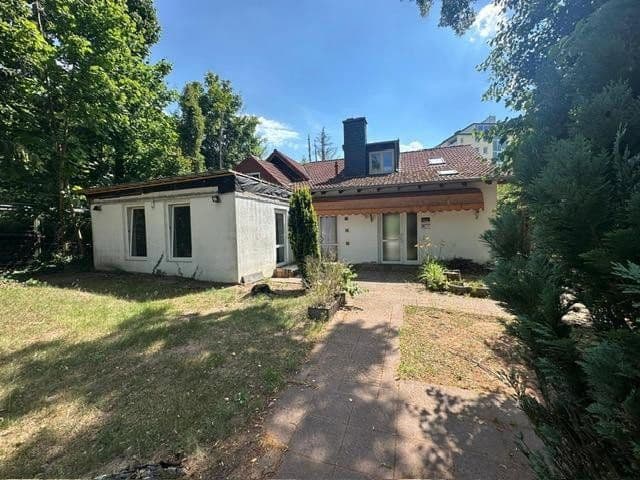Prenájom bytu 16 m², Homburg, Sársko Prenájom bytu 16 m², Homburg, Sársko