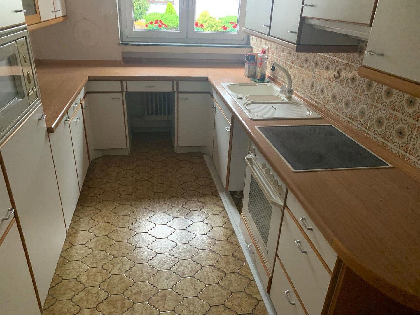 Prenájom bytu 16 m², Homburg, Sársko Prenájom bytu 16 m², Homburg, Sársko