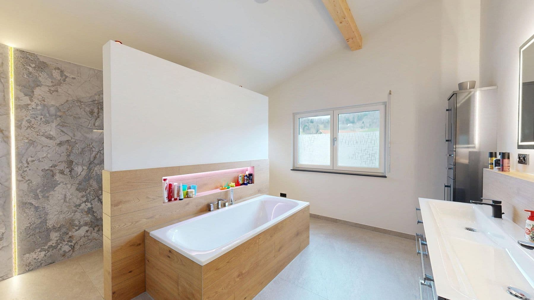 Predaj domu 229 m², pozemok 1.879 m², Ringelai, Bavorsko Predaj domu 229 m², pozemok 1.879 m², Ringelai, Bavorsko