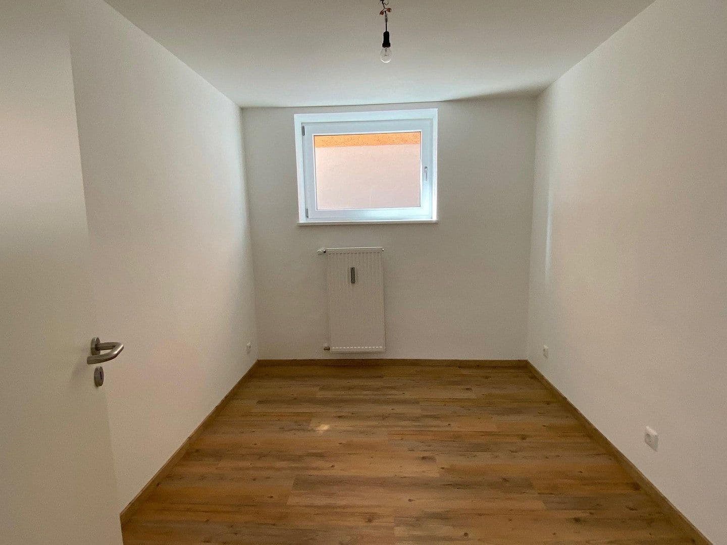 Prenájom bytu 3-izbový 74 m², Regensburg, Bavorsko Prenájom bytu 3-izbový 74 m², Regensburg, Bavorsko