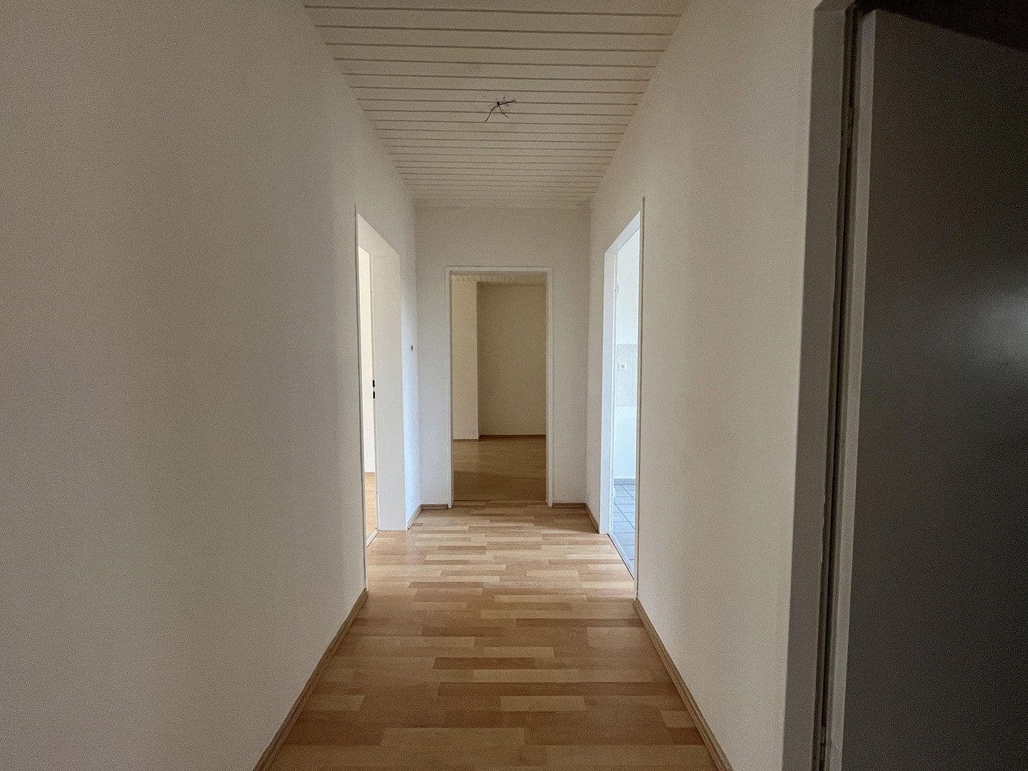 Prenájom bytu 3-izbový 65 m², Schmiedstraße 24, Oberhausen, Severné Porýnie - Westfálsko Prenájom bytu 3-izbový 65 m², Schmiedstraße 24, Oberhausen, Severné Porýnie - Westfálsko