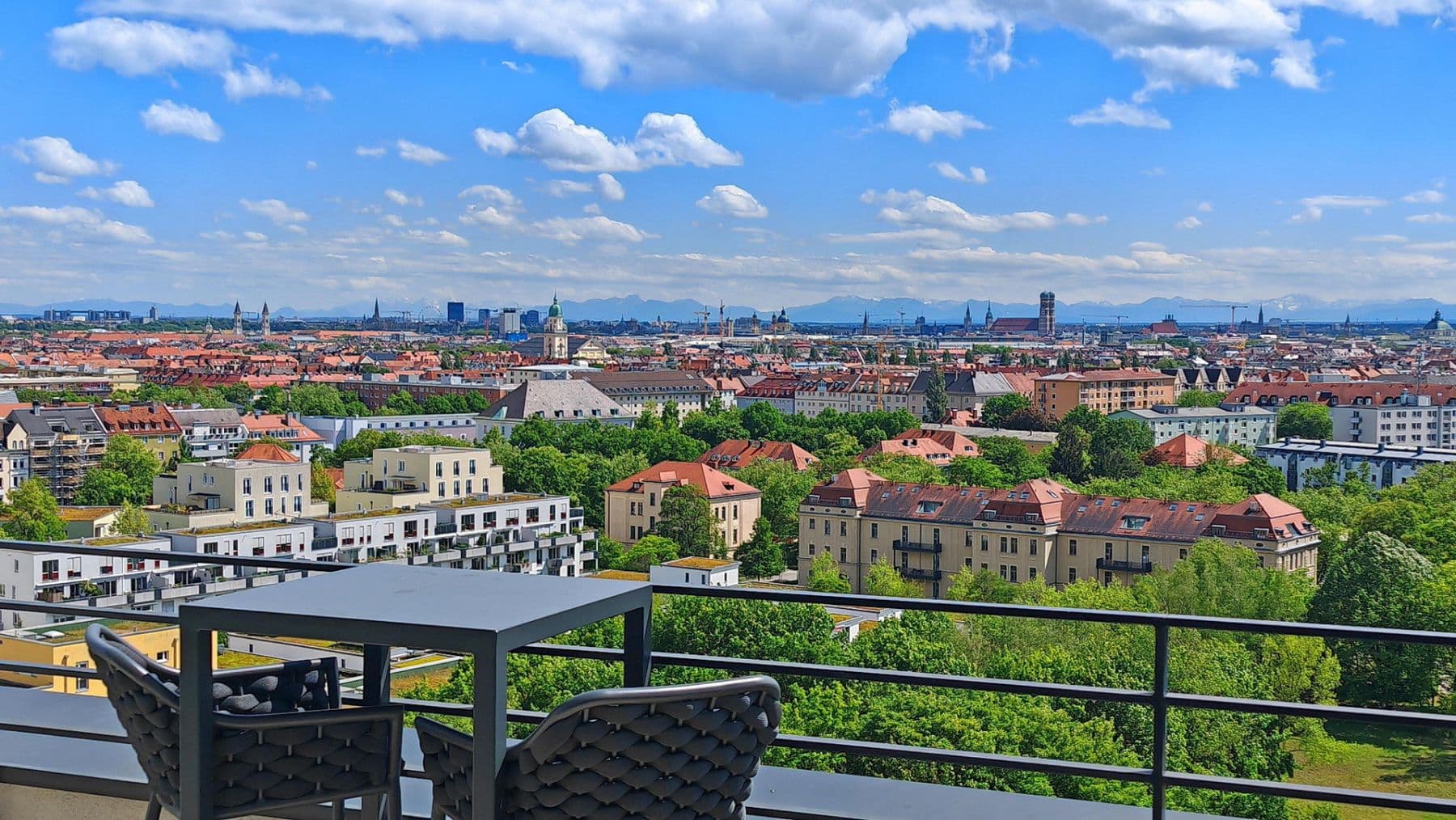 Predaj bytu 4-izbový 171 m², München, Bavorsko Predaj bytu 4-izbový 171 m², München, Bavorsko