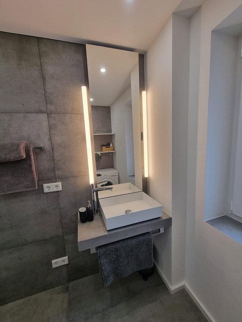 Prenájom bytu 2-izbový 60 m², Oberbilker Allee, 39, Düsseldorf, Severné Porýnie - Westfálsko Prenájom bytu 2-izbový 60 m², Oberbilker Allee, 39, Düsseldorf, Severné Porýnie - Westfálsko