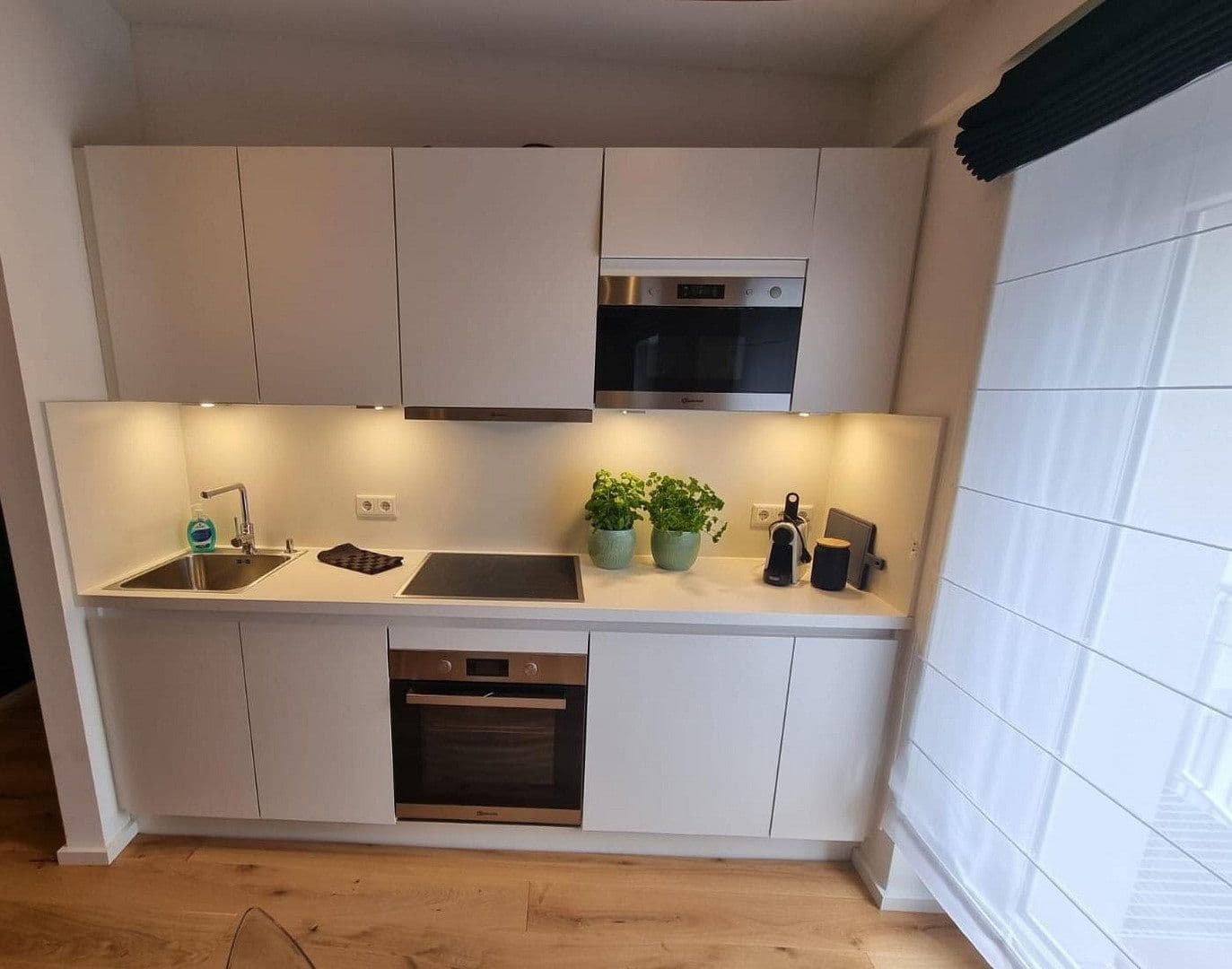 Prenájom bytu 2-izbový 60 m², Oberbilker Allee, 39, Düsseldorf, Severné Porýnie - Westfálsko Prenájom bytu 2-izbový 60 m², Oberbilker Allee, 39, Düsseldorf, Severné Porýnie - Westfálsko