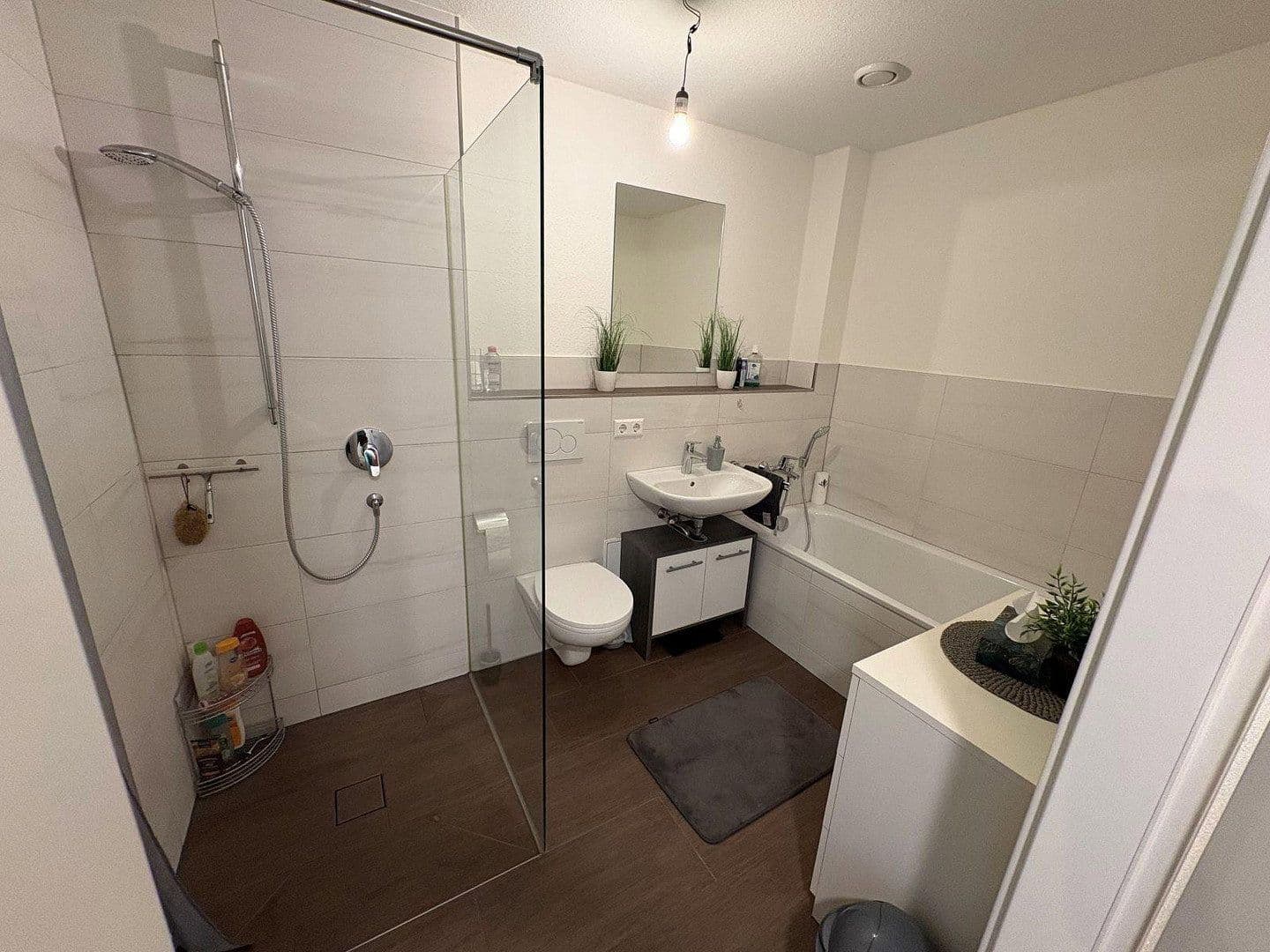 Prenájom bytu 2-izbový 53 m², Rietheim-Weilheim, Bádensko-Wurttembersko Prenájom bytu 2-izbový 53 m², Rietheim-Weilheim, Bádensko-Wurttembersko