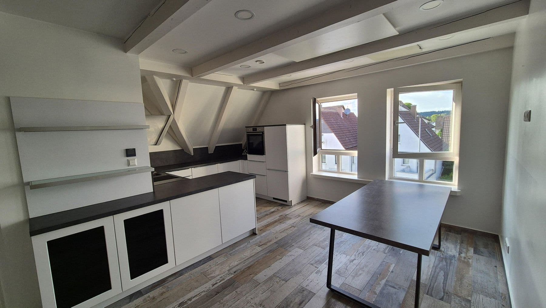 Predaj bytu 2-izbový 74 m², Gärtringen, Bádensko-Wurttembersko Predaj bytu 2-izbový 74 m², Gärtringen, Bádensko-Wurttembersko