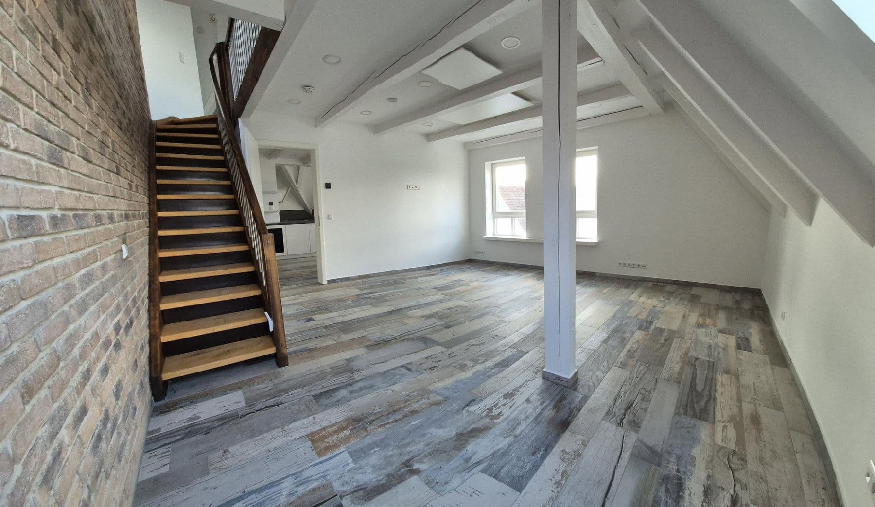 Predaj bytu 2-izbový 74 m², Gärtringen, Bádensko-Wurttembersko Predaj bytu 2-izbový 74 m², Gärtringen, Bádensko-Wurttembersko
