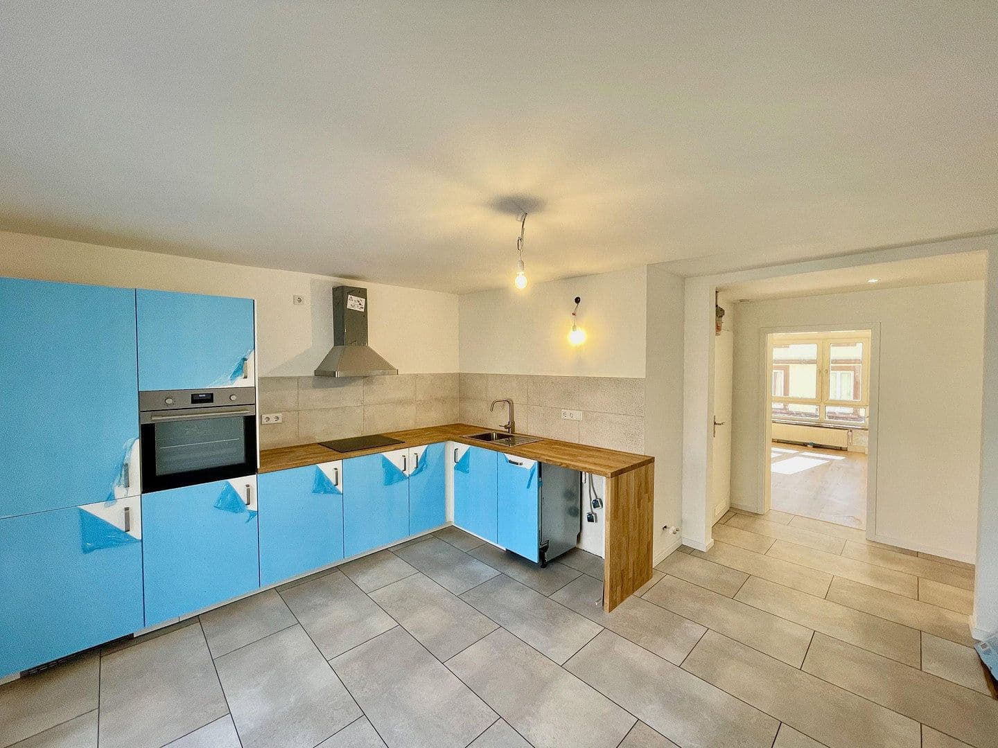 Prenájom bytu 2-izbový 60 m², St.-Franziskus-Str. 9, Kaiserslautern, Porýnie-Falcko Prenájom bytu 2-izbový 60 m², St.-Franziskus-Str. 9, Kaiserslautern, Porýnie-Falcko