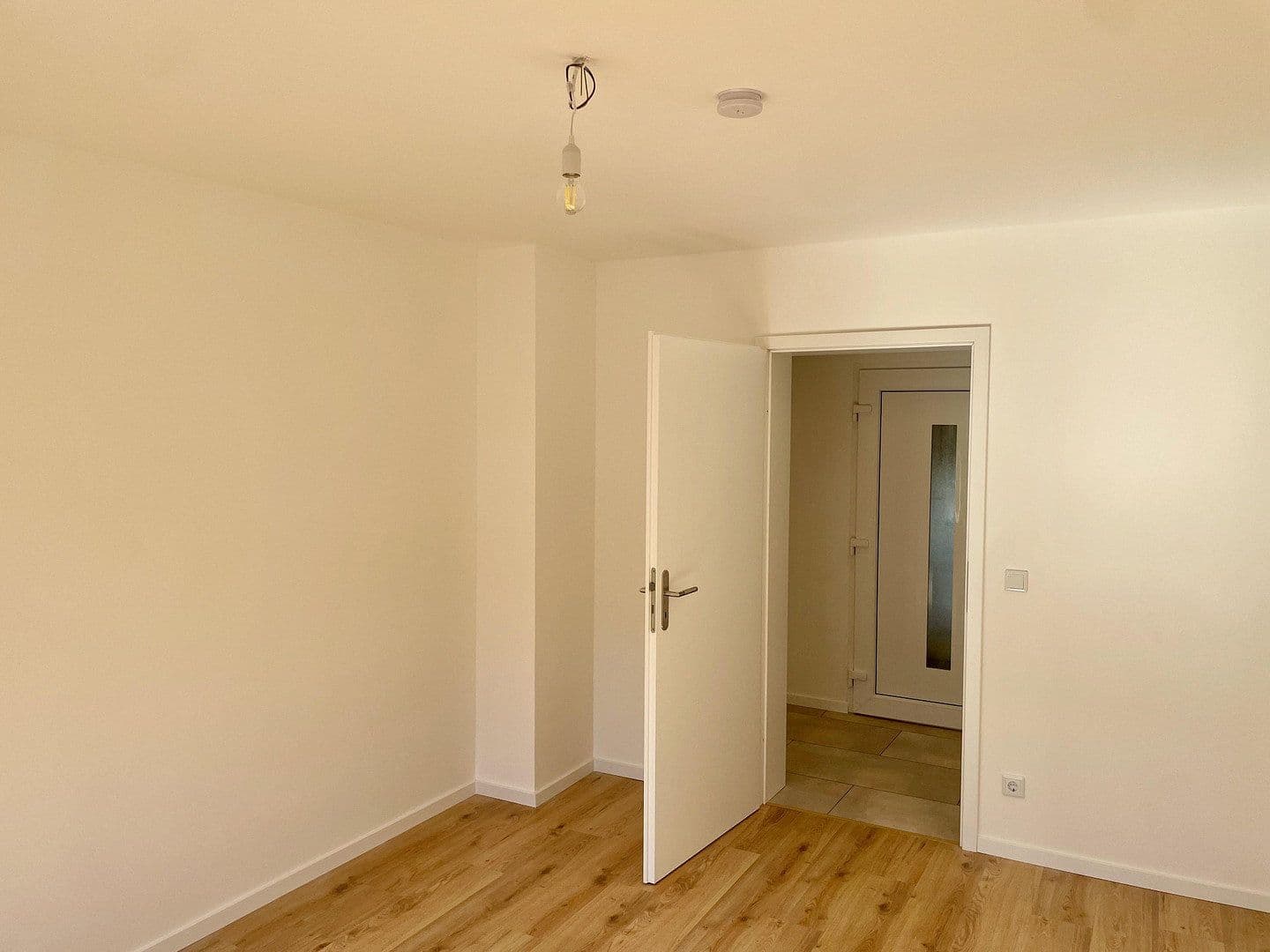 Prenájom bytu 2-izbový 60 m², St.-Franziskus-Str. 9, Kaiserslautern, Porýnie-Falcko Prenájom bytu 2-izbový 60 m², St.-Franziskus-Str. 9, Kaiserslautern, Porýnie-Falcko