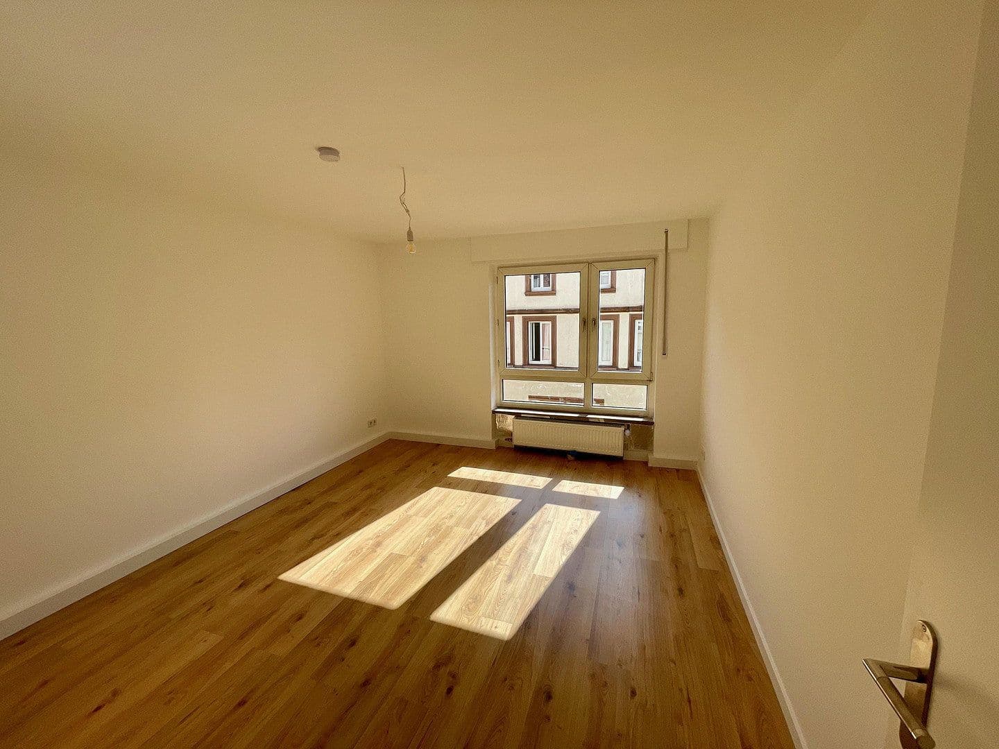 Prenájom bytu 2-izbový 60 m², St.-Franziskus-Str. 9, Kaiserslautern, Porýnie-Falcko Prenájom bytu 2-izbový 60 m², St.-Franziskus-Str. 9, Kaiserslautern, Porýnie-Falcko