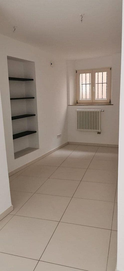 Prenájom nebytového priestoru 33 m², Luisenstr. 24, Baden-Baden, Bádensko-Wurttembersko Prenájom nebytového priestoru 33 m², Luisenstr. 24, Baden-Baden, Bádensko-Wurttembersko