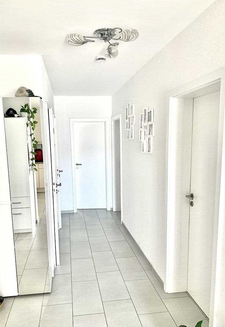 Prenájom bytu 3-izbový 81 m², Falkenring 12/1, Villingen-Schwenningen, Bádensko-Wurttembersko Prenájom bytu 3-izbový 81 m², Falkenring 12/1, Villingen-Schwenningen, Bádensko-Wurttembersko
