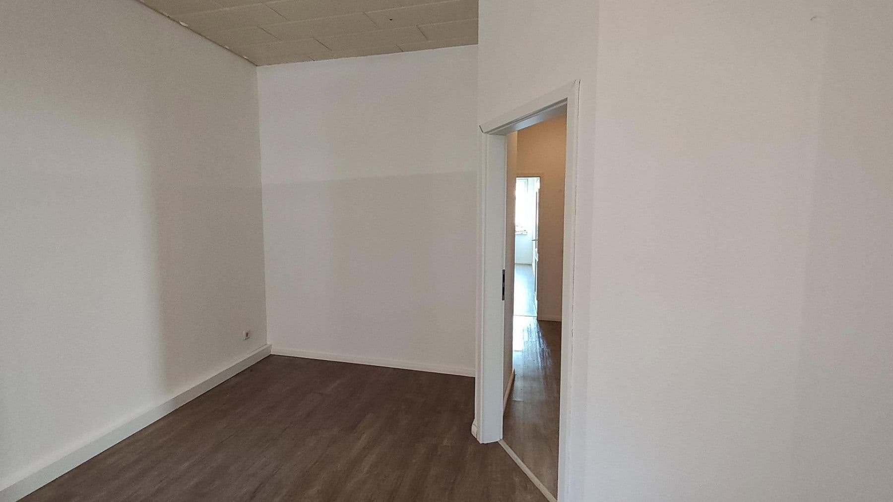 Prenájom bytu 3-izbový 86 m², Lindenstraße 3a, Peine, Dolné Sasko Prenájom bytu 3-izbový 86 m², Lindenstraße 3a, Peine, Dolné Sasko