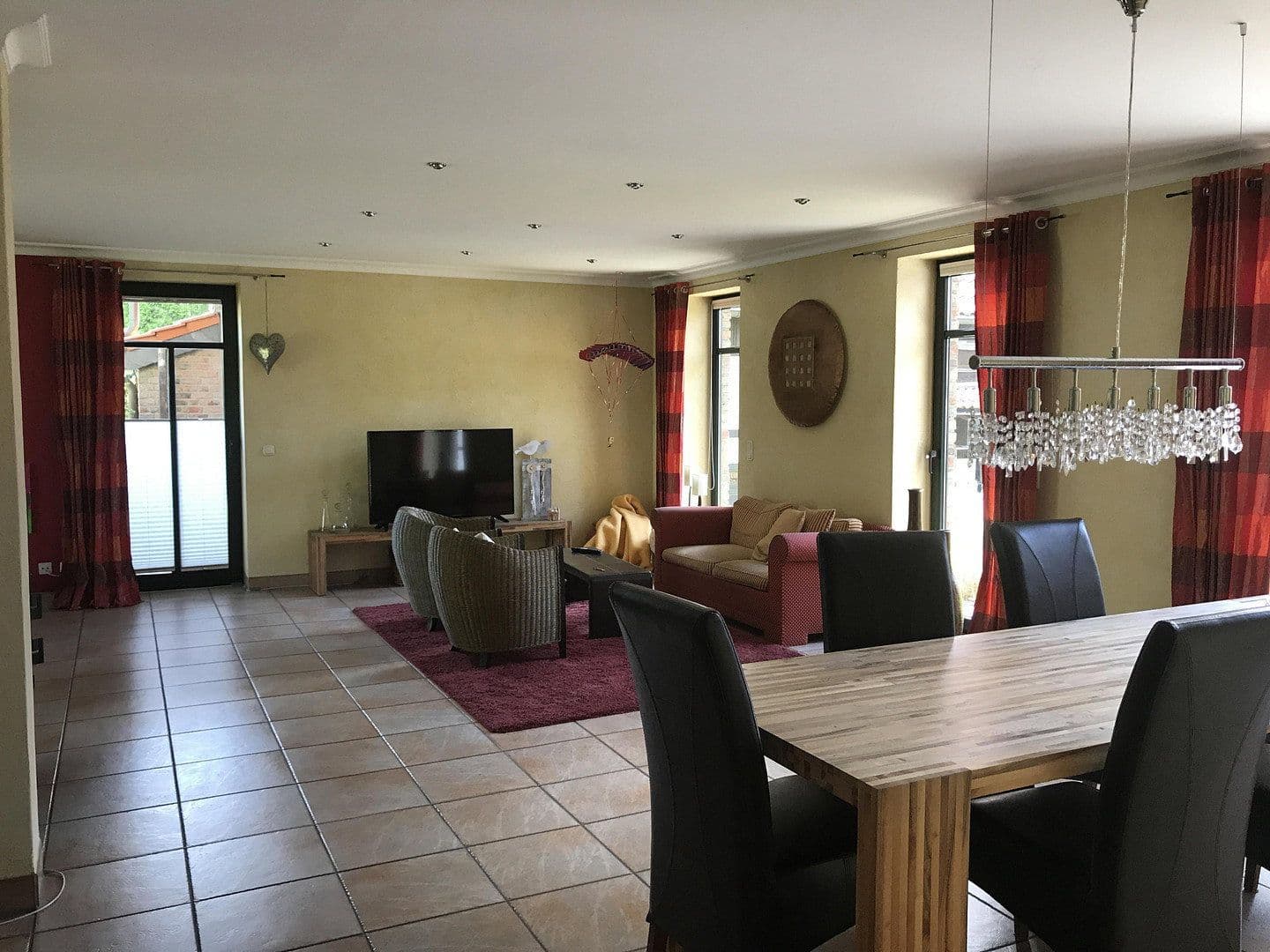 Predaj domu 345 m², pozemok 1.826 m², Mönchengladbach, Severné Porýnie - Westfálsko Predaj domu 345 m², pozemok 1.826 m², Mönchengladbach, Severné Porýnie - Westfálsko