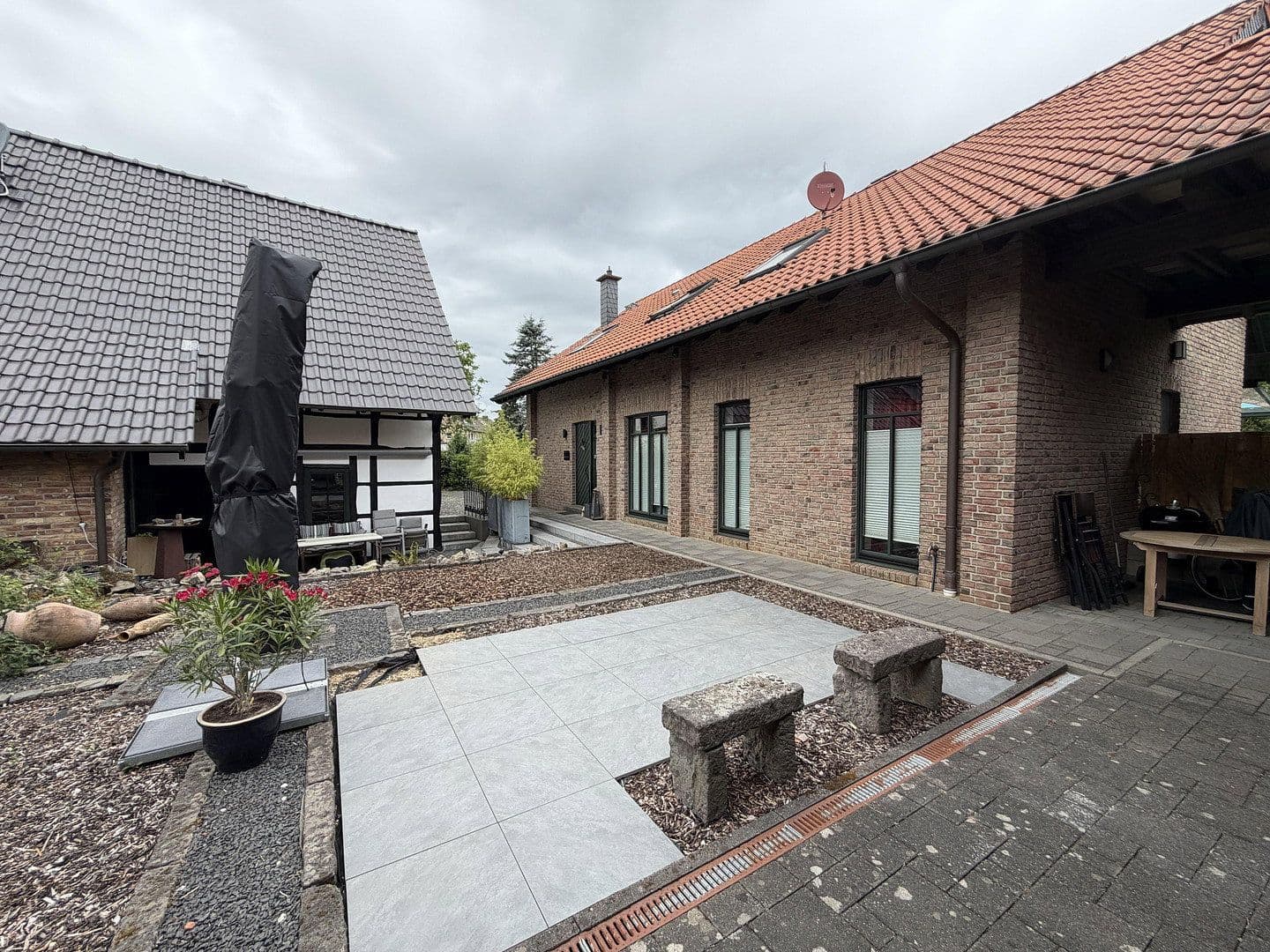 Predaj domu 345 m², pozemok 1.826 m², Mönchengladbach, Severné Porýnie - Westfálsko Predaj domu 345 m², pozemok 1.826 m², Mönchengladbach, Severné Porýnie - Westfálsko