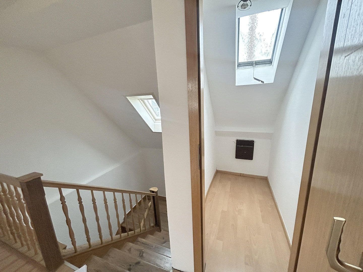 Prenájom bytu 5-izbový 85 m², Güterbahnhofstr. 23, Kornwestheim, Bádensko-Wurttembersko Prenájom bytu 5-izbový 85 m², Güterbahnhofstr. 23, Kornwestheim, Bádensko-Wurttembersko