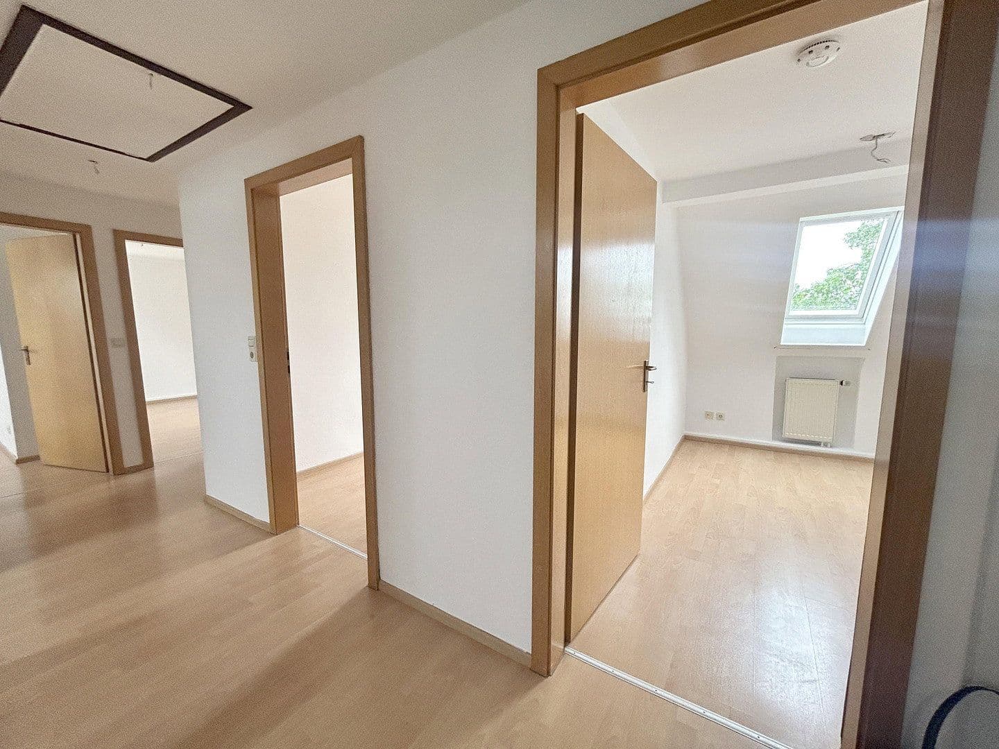 Prenájom bytu 5-izbový 85 m², Güterbahnhofstr. 23, Kornwestheim, Bádensko-Wurttembersko Prenájom bytu 5-izbový 85 m², Güterbahnhofstr. 23, Kornwestheim, Bádensko-Wurttembersko
