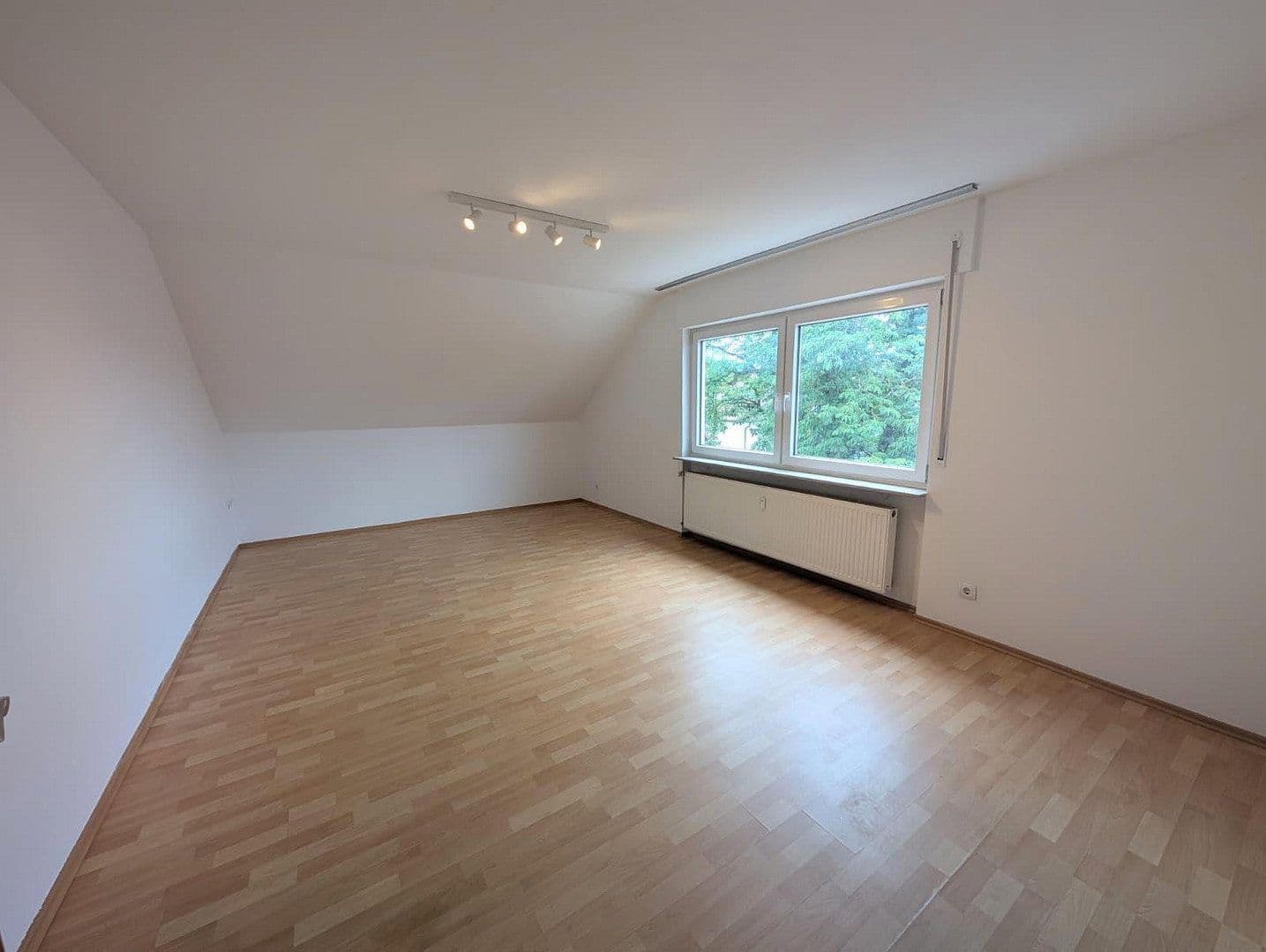 Prenájom bytu 2-izbový 54 m², Friedrich-Münch-Straße 45, Mühlacker, Bádensko-Wurttembersko Prenájom bytu 2-izbový 54 m², Friedrich-Münch-Straße 45, Mühlacker, Bádensko-Wurttembersko