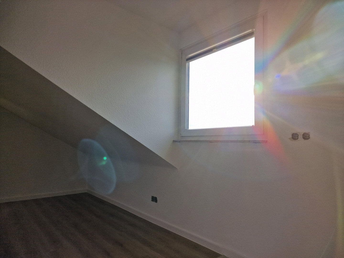 Prenájom bytu 1-izbový 38 m², Düsseldorfer Str. 177, Leverkusen, Severné Porýnie - Westfálsko Prenájom bytu 1-izbový 38 m², Düsseldorfer Str. 177, Leverkusen, Severné Porýnie - Westfálsko