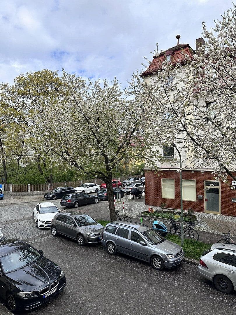 Prenájom bytu 3-izbový 73 m², München, Bavorsko Prenájom bytu 3-izbový 73 m², München, Bavorsko