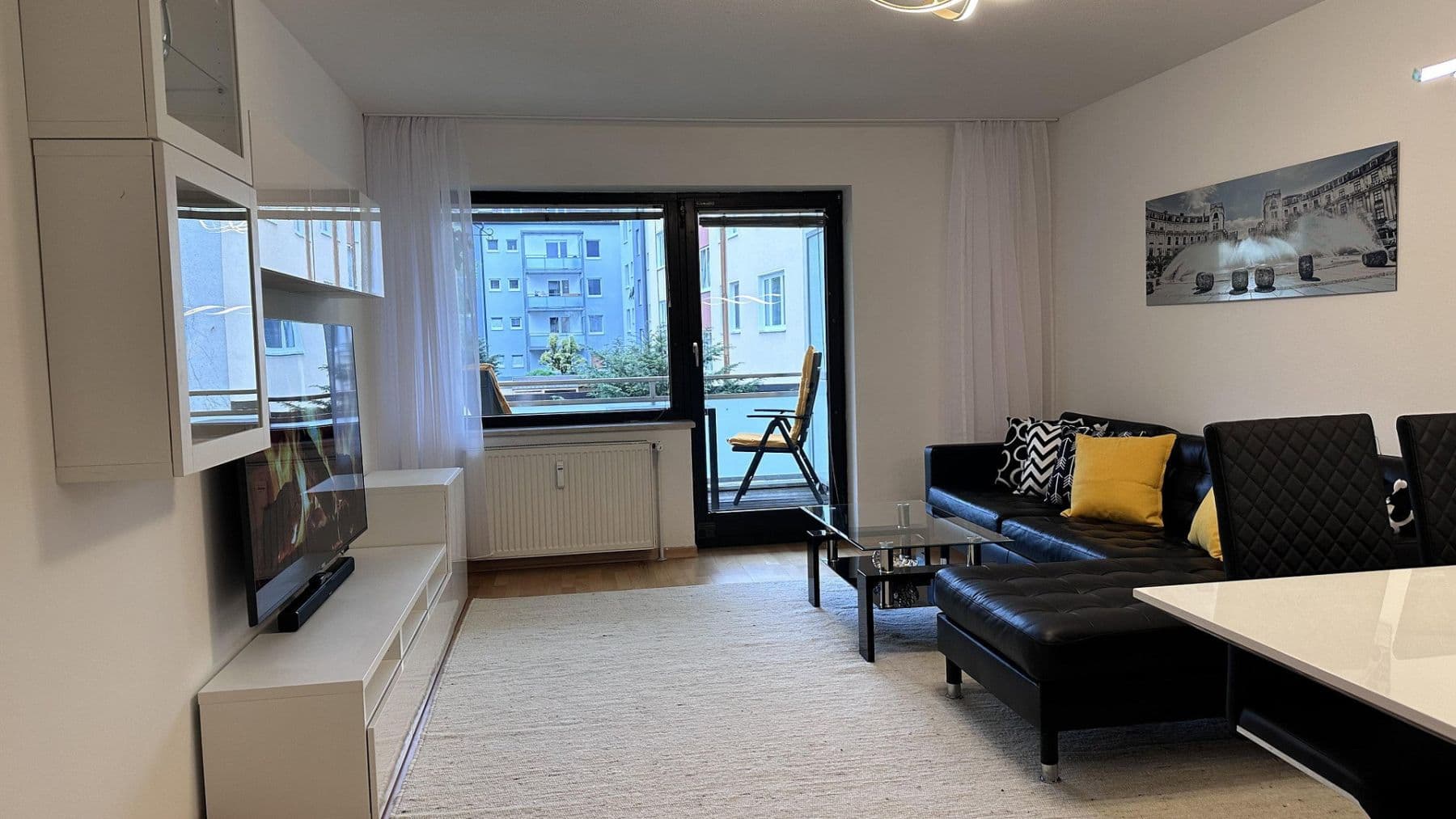 Prenájom bytu 3-izbový 73 m², München, Bavorsko Prenájom bytu 3-izbový 73 m², München, Bavorsko
