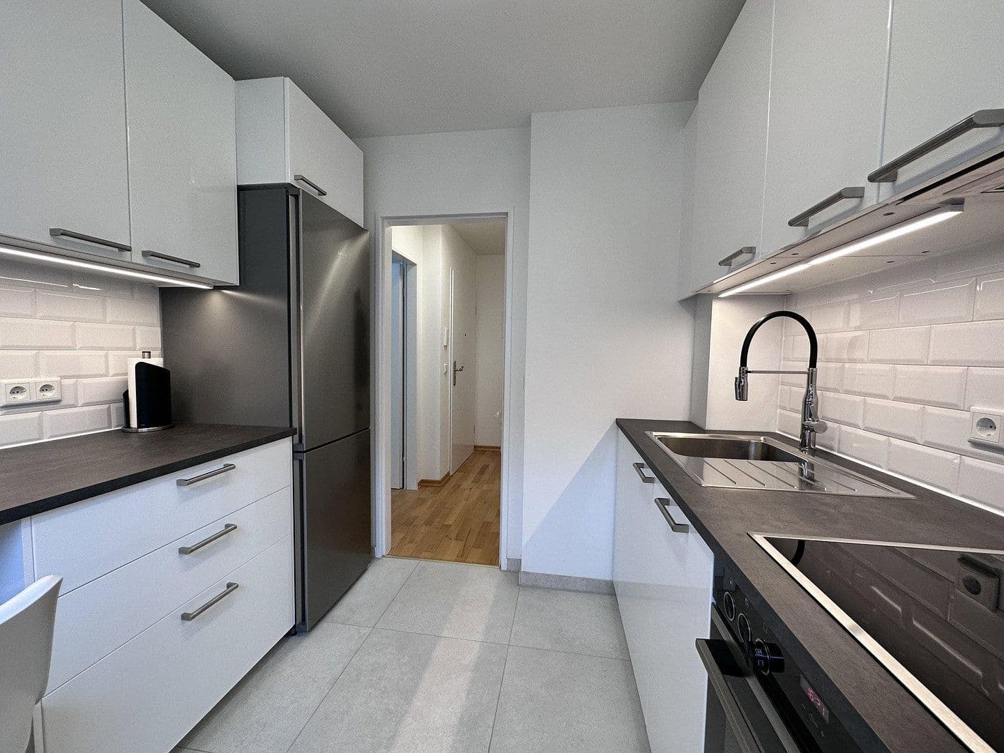 Prenájom bytu 3-izbový 73 m², München, Bavorsko Prenájom bytu 3-izbový 73 m², München, Bavorsko
