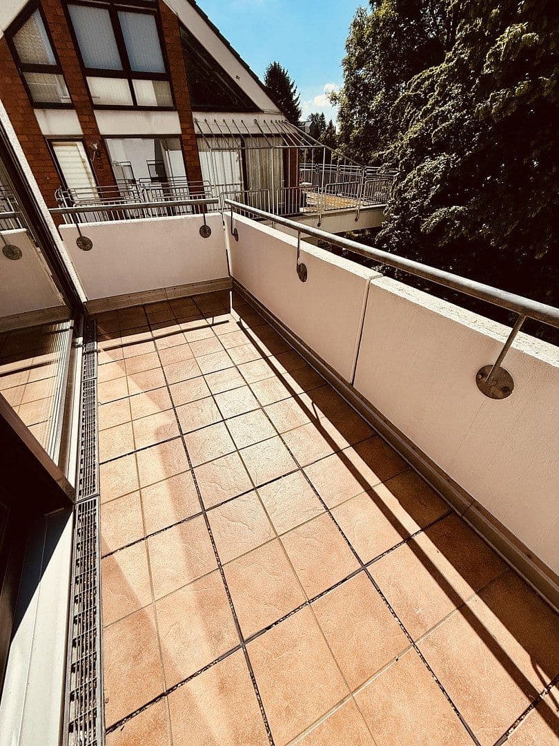 Prenájom bytu 2-izbový 92 m², Arndtstraße 32-34, Köln, Severné Porýnie - Westfálsko Prenájom bytu 2-izbový 92 m², Arndtstraße 32-34, Köln, Severné Porýnie - Westfálsko