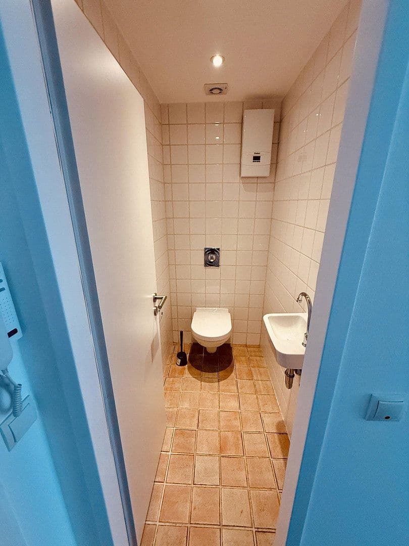Prenájom bytu 2-izbový 92 m², Arndtstraße 32-34, Köln, Severné Porýnie - Westfálsko Prenájom bytu 2-izbový 92 m², Arndtstraße 32-34, Köln, Severné Porýnie - Westfálsko