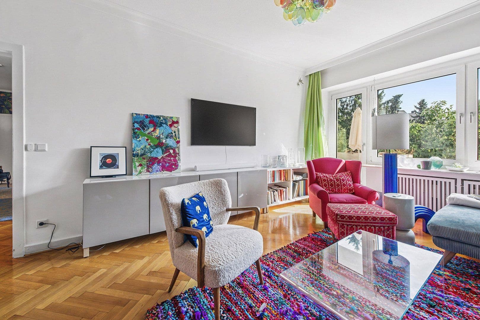 Prenájom bytu 2-izbový 100 m², Fischerstr. 45, Düsseldorf, Severné Porýnie - Westfálsko Prenájom bytu 2-izbový 100 m², Fischerstr. 45, Düsseldorf, Severné Porýnie - Westfálsko