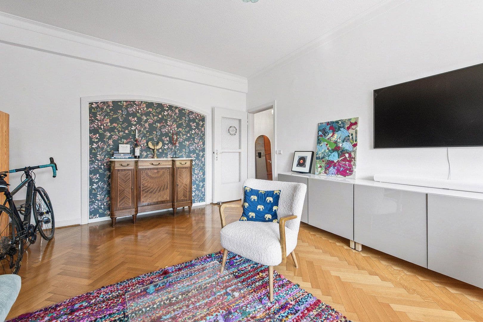 Prenájom bytu 2-izbový 100 m², Fischerstr. 45, Düsseldorf, Severné Porýnie - Westfálsko Prenájom bytu 2-izbový 100 m², Fischerstr. 45, Düsseldorf, Severné Porýnie - Westfálsko