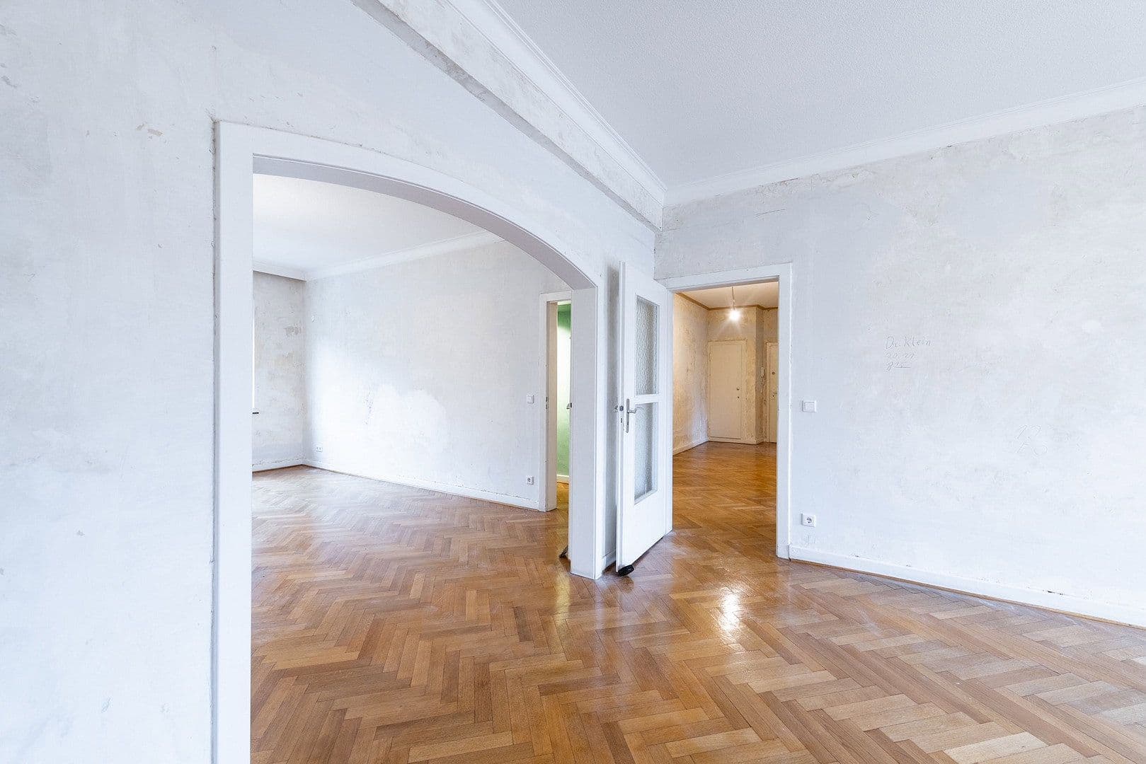 Prenájom bytu 2-izbový 100 m², Fischerstr. 45, Düsseldorf, Severné Porýnie - Westfálsko Prenájom bytu 2-izbový 100 m², Fischerstr. 45, Düsseldorf, Severné Porýnie - Westfálsko