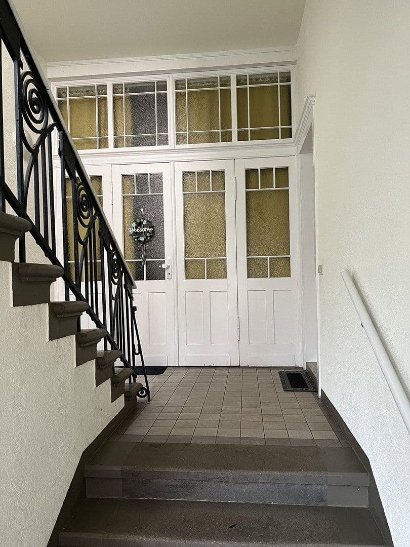Prenájom bytu 2-izbový 71 m², Carolastraße 32, Zwickau, Sasko Prenájom bytu 2-izbový 71 m², Carolastraße 32, Zwickau, Sasko