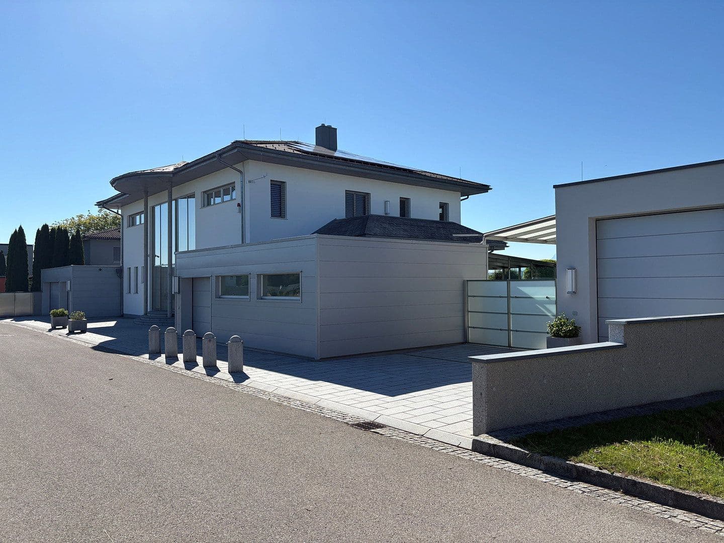 Predaj domu 572 m², pozemok 1.923 m², Rosenweg 8, Vöcklabruck, Horné Rakúsko Predaj domu 572 m², pozemok 1.923 m², Rosenweg 8, Vöcklabruck, Horné Rakúsko