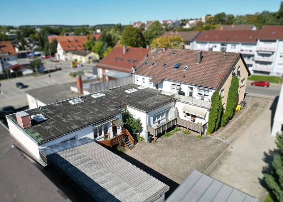Prenájom bytu 5-izbový 161 m², Villingen-Schwenningen, Bádensko-Wurttembersko Prenájom bytu 5-izbový 161 m², Villingen-Schwenningen, Bádensko-Wurttembersko