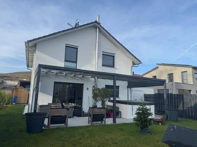 Predaj domu 106 m², pozemok 585 m², Haldengässle 3, Schliengen, Bádensko-Wurttembersko Predaj domu 106 m², pozemok 585 m², Haldengässle 3, Schliengen, Bádensko-Wurttembersko
